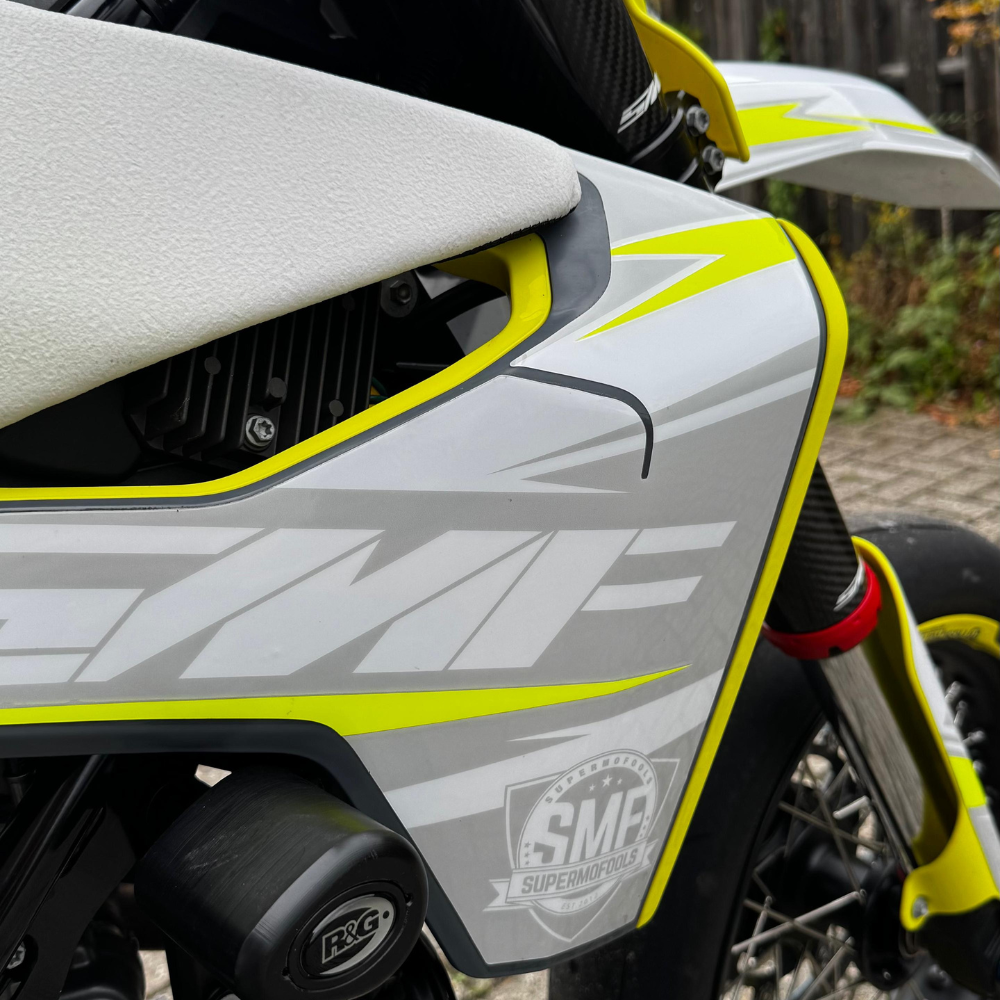 Husqvarna 701 - Kit grafiche fluo n. 3