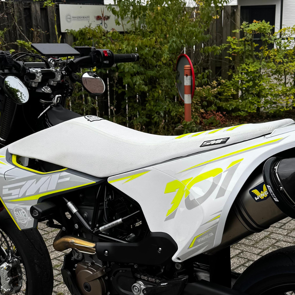 Coprisella bianco Husqvarna 701