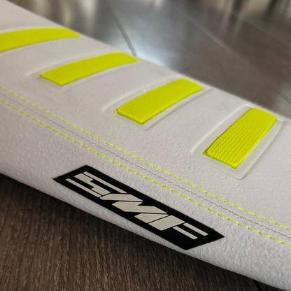 Housse de selle blanche Husqvarna 701