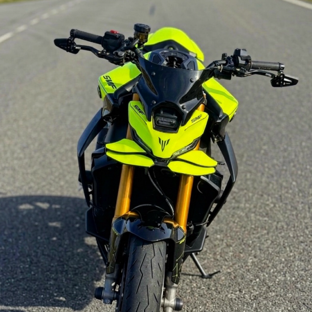Yamaha MT-09 2024+ - Fluo Yellow Graphics kit