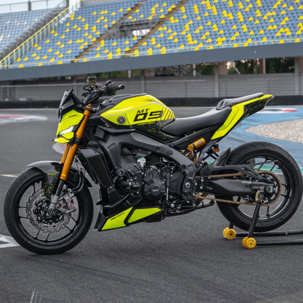 Yamaha MT-09 2024+ - Fluo Yellow Graphics kit