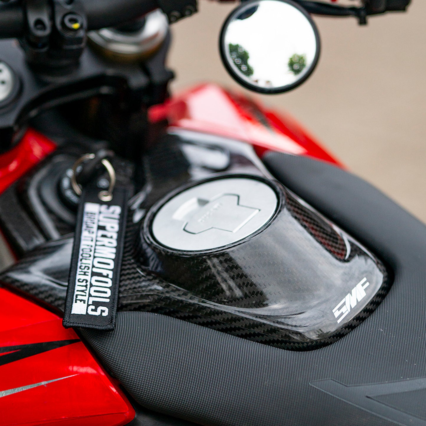 Carbon Tank Cover (698)